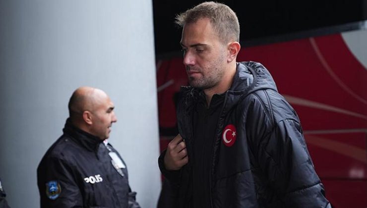 Milli Takım Galler maçı için Kayseri'ye gitti