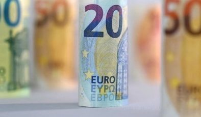 Euro Bölgesi yatırımcı güveninde sert düşüş