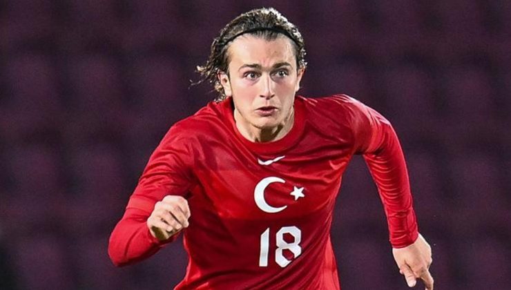 Ali Akman resmen geri döndü! 2.5 yıllık imza…