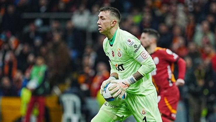 Galatasaray'da Fernando Muslera'dan ayrılık sözleri: 'Yavaş yavaş sona geldik'