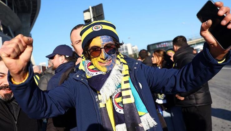 Fenerbahçe, derbi için stada geldi