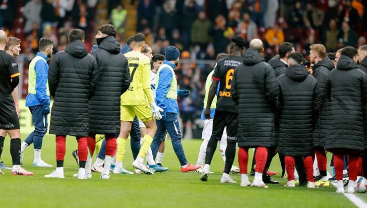 Galatasaray'dan paylaşım: Puan tablosunun dibindeki rakibimiz maçtan çekilmeyi tercih etti!