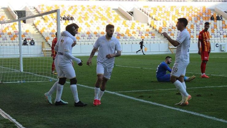 Manisa FK Yeni Malatyaspor'a gol yağdırdı