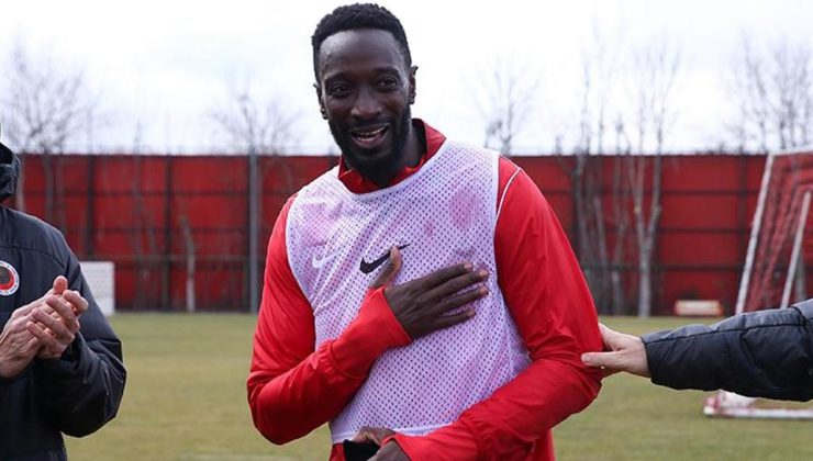Mustapha Yatabare, 39 yaşında futbolu bıraktı