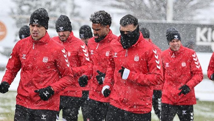 Sivasspor'u kar durduramadı!