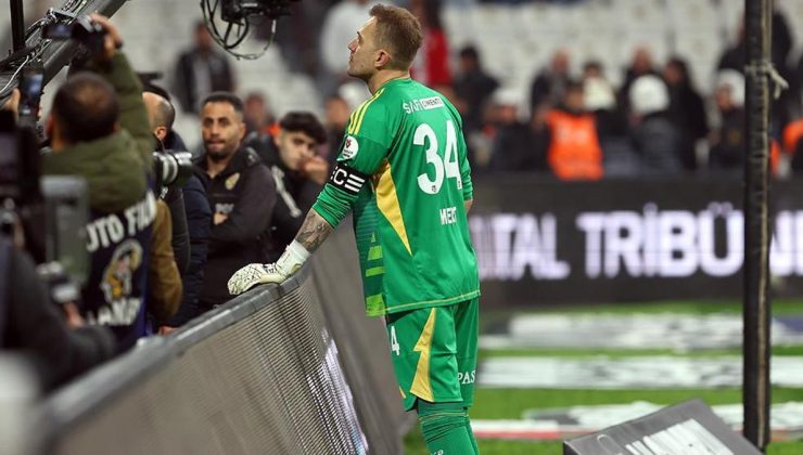 Beşiktaş'ta Mert Günok tribünlerden özür diledi