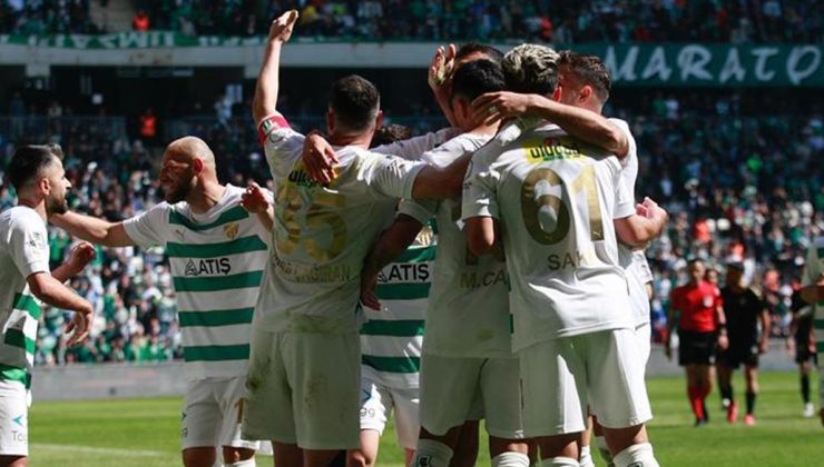 Bursaspor'dan yeni hocasıyla evinde farklı galibiyet! (Bursaspor 4-0 Kırşehir FK)
