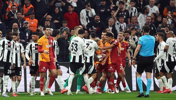 Derbide Beşiktaş'a 2-1 yenilen Galatasaray, namağlup ünvanını kaybetti