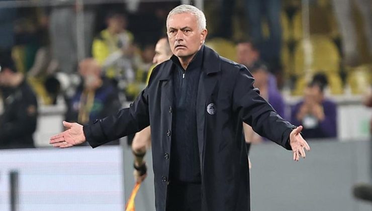Fenerbahçe'de Jose Mourinho'dan şampiyonluk açıklaması! 'Ha ben ha Livakovic'