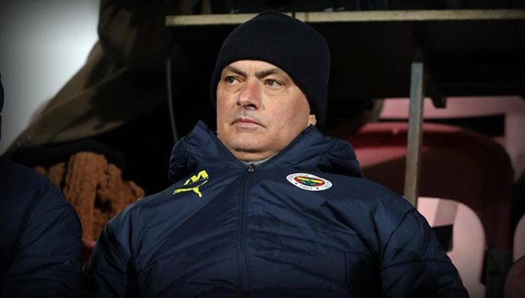 Fenerbahçe'den Jose Mourinho'dan dikkat çeken başarı! 10 yıl sonra ilk kez…