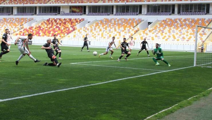 Adanaspor, Malatya'da rahat kazandı