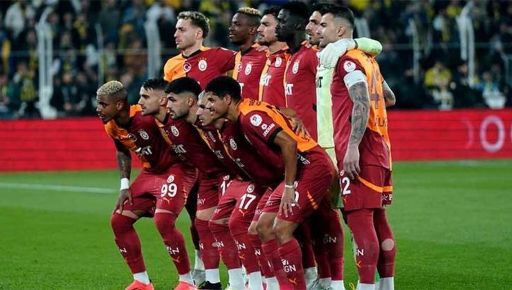 Galatasaray iki yıldıza imza attırıyor