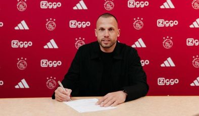 Ajax’ta John Heitinga dönemi başladı