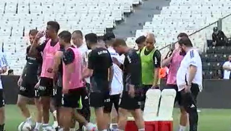 Beşiktaş, hazırlıklarını taraftara açık sürdürdü