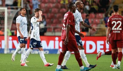 Fenerbahçe, bu sezon ilk kez 4 gol yedi