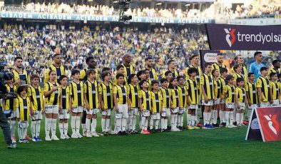 Fenerbahçe’de yıldız oyuncu cezalı duruma düştü! Yoğun itiraz sonrası…