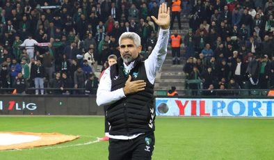 Kocaelispor’da Ertuğrul Sağlam 32, İsmet Taşdemir 37 puan elde etti