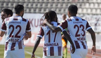 (ÖZET) Bandırmaspor, Süper Lig’e bir adım daha attı | Maç sonucu Bandırmaspor – Erzurumspor: 2-0
