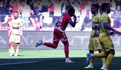 (ÖZET) Samsunspor, Eyüpspor’u farklı geçti! Samsunspor 3-0 Eyüpspor maç özeti