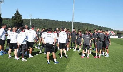 A Milli Takım aday kadrosunda değişiklik! 3 isim kadrodan çıkarıldı