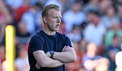 Beerschot’tan beklenmedik Dirk Kuyt kararı