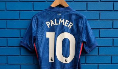 Chelsea’nin yeni on numarası Palmer!