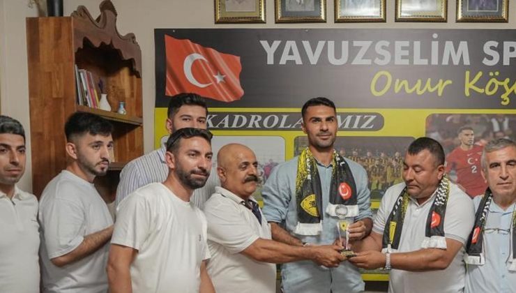 Zeki Çelik, futbola başladığı takımı unutmadı! Ekipman desteği