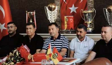 Cafer Aydın, Yeni Malatyaspor ile sözleşme imzaladı