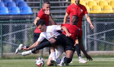 Fatih Karagümrük, hazırlık maçında Gençlerbirliği’ni tek golle geçti