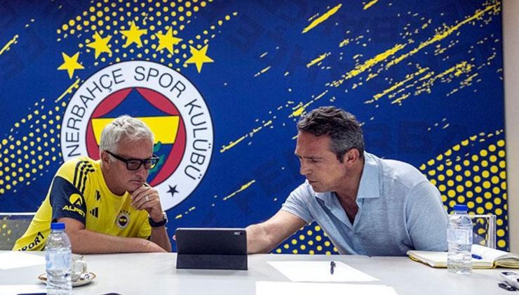 Fenerbahçe’de kritik transfer toplantısı!