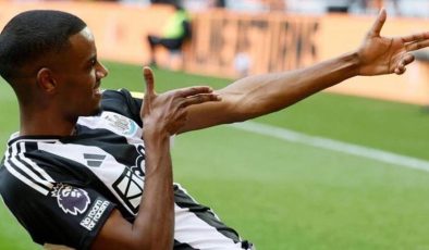 Liverpool, 200 milyon dolarlık golcü için 3 yıldızından vazgeçiyor! Transferde astronomik ücret