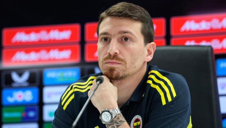 Feyenoord maçı öncesi Fenerbahçe’de Mert Hakan Yandaş’tan kaptanlık ve sakatlık açıklaması