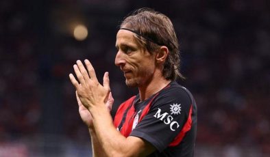 Milan sezona kayıpla başladı! Milan – Cremonese maç sonucu: 2-1