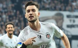Beşiktaş’ta Tayyip Talha ile yollar ayrıldı! Sözleşme imzalamaya gitti