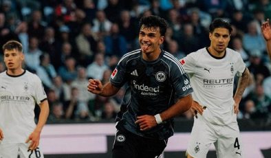 Bundesliga’da 10 gollü tarihi maç! Can Uzun yine şov yaptı | Maç sonucu Gladbach 4-6 Frankfurt