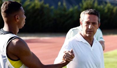 Fenerbahçe’de ayrılık! Federasyon resmen açıkladı