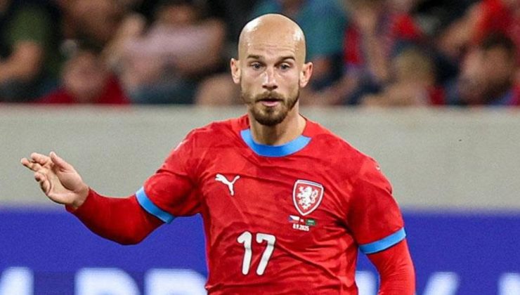 Beşiktaş’ın yıldızı çıldırdı! Muhabirin sorusu sonrası ortalık karıştı